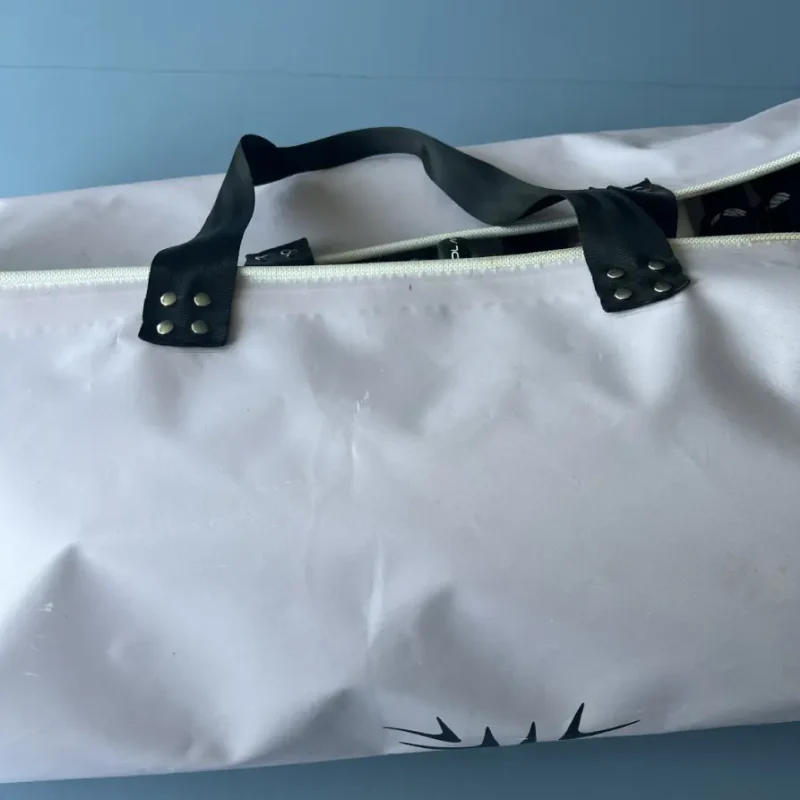 Grosse Pickleball Paddle Tasche für Schulen von Pro Pickleball - Upcycling Material